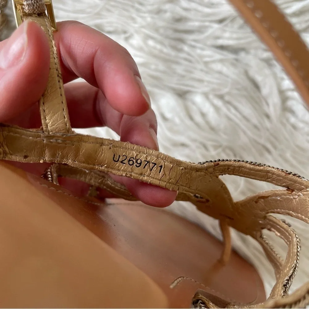 Stuart Weitzman Gold Thongshow Chain Crystals Embellished Flat Sandals Size 8.5